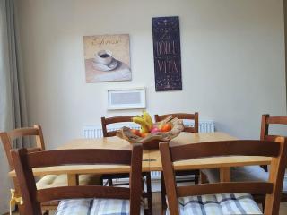 Lovely 3 bedroom apartment with garden + parking - London - 5