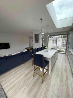 Hathaway Beach House - Southbourne - 2