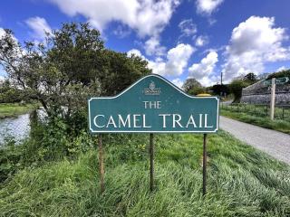 Riverside home by Camel Trail in Cornwall - 6