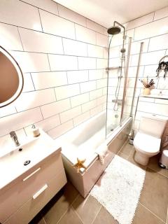 Riverside home by Camel Trail in Cornwall - 2