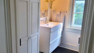 Pinetown Bridge Bnb LLC - 3