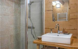 Cozy Home In Les Fosses With Kitchen - 1