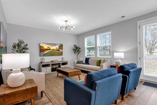 Fall 4BR Getaway: Premier Golf, Shopping, Beach! - Myrtle Beach - 5