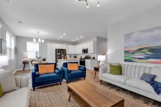 Fall 4BR Getaway: Premier Golf, Shopping, Beach! - Myrtle Beach - 3