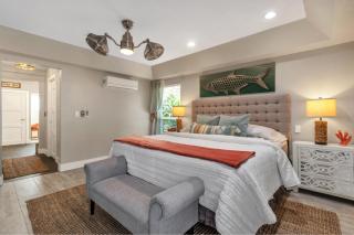 Awesome Location with Dock, Pool, Bicycles & Kayaks - Cape Coral - 4