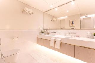 The Best Infinity Pool ,Resort Style Amenities, Sea Views and a Glimpse of Ain Dubai - Dubai - 1