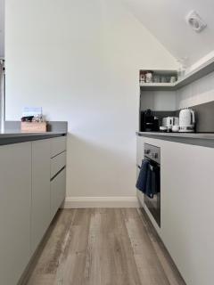 The Loft Studio apartment - above detached new build garage - Llanymynech - 7