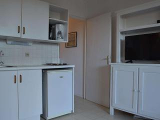 Studio cabine avec piscine, parking, terrasse et accès direct plage - Saint-Cyprien - FR-1-225D-23 - Saint-Cyprien Plage - 4