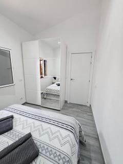 Chalet Luxury with privacy and Jacuzzi By Canarias prime homes - 3