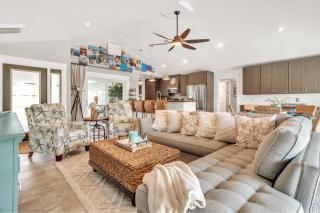 Awesome Location with Dock, Pool, Bicycles & Kayaks - Cape Coral - 9