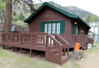 Fawn Valley Inn- 157 cabin - 0