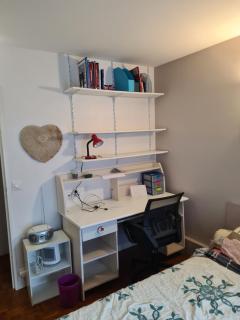 CHAMBRE DE 11 M2 AVEC BALCON - Paris - 5