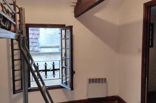Duplex avec cour au coeur de la cité médiévale. - Gourdon-en-quercy - 4
