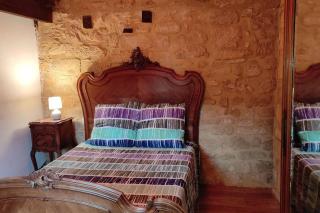 Duplex avec cour au coeur de la cité médiévale. - 5