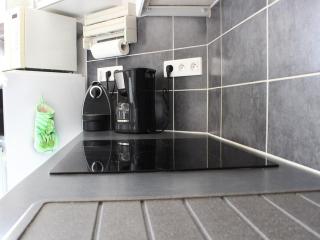 Superbe T2 climatisé à 50m de la plage, piscine, parking, 5 pers - FR-1-607-97 - 1