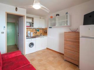 Studio Cabine avec Piscine, Terrasse, Parking et Proche Plage à Saint-Cyprien - FR-1-225D-127 - Saint-Cyprien - 8