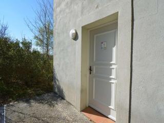 Maison Duplex avec Terrasse - 6 Pers, 4 Pièces, WiFi, Animaux Bienvenus, Parking Inclus - FR-1-382-185 - Grospierres - 4