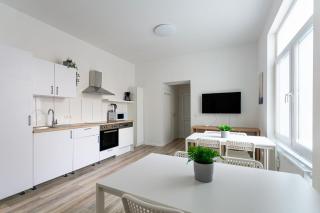 T&K Apartments - 1 to 4 Room Apartments - 20min to TradeFair Messe Airport Düsseldorf - Duisburg - 0