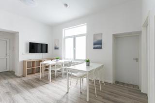 T&K Apartments - 1 to 4 Room Apartments - 20min to TradeFair Messe Airport Düsseldorf - Duisburg - 9
