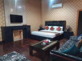 Royal Luxury Hotel Lahore - Lahore - 3