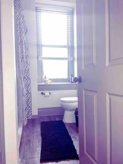 2Br Unit W/ Cinema Room in Nulu - 4