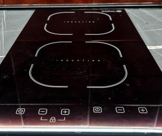 Top Floor Apartment+Balcony in sololaki / Room 25 - 1