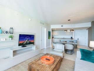 Luxury Ocean Escape by Cielo Stays - 6