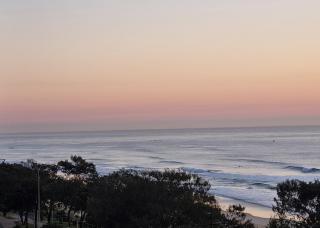 Beachfront Studio - Gold Coast - 1