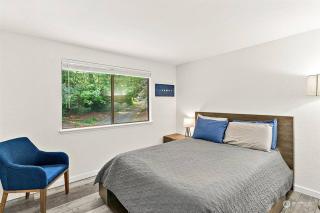 Secluded Sanctuary With a View of The Puget Sound - 1