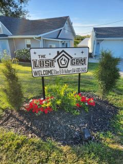 THE LOST GEM.... A Little Bit Country - Oskaloosa - 9