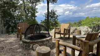 Blue Ridge Mountain Air Retreat with epic mountain views! - 3