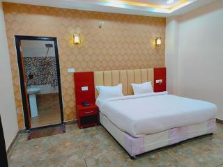 Awadh Samrat Resort - Ayodhya - 3