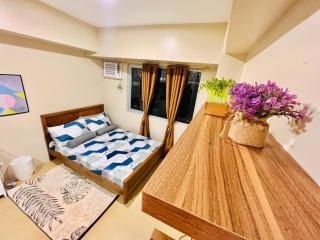 * * *N Affordable Urban Luxury - 9