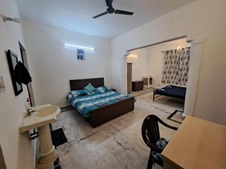 Jasmine Stay by Walias, Entire Apartment - Gurgaon - 7