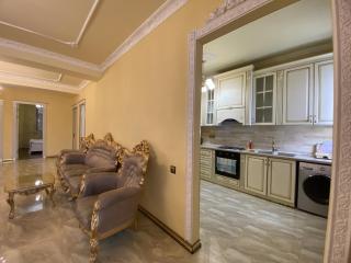 Luxury 5 bedroom Property in the centre - Yerevan - 4