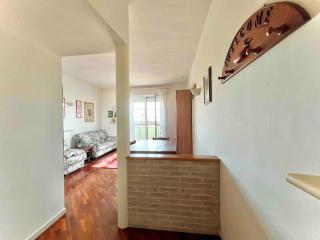 FronteMare - elegante appartamento sul lungomare con Wi-Fi, parking e bici - 1