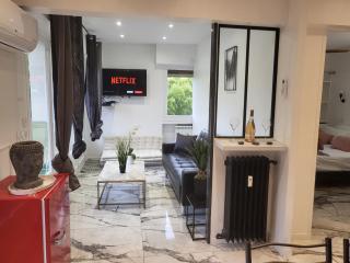 T2 neuf centre ville Saint Raphaël avec terrasse et parking gratuit, kit linge et serviettes offerts ,prés de la plage et commerces! - Saint-Raphaël - 9