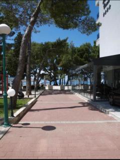 J&B - Beachside Studio Apartment - Makarska - 9