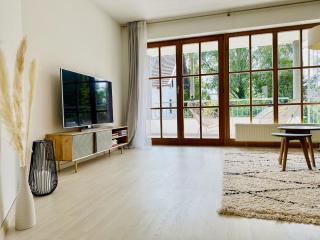 LIKE HOME, cozy apartment, 2 bedrooms, Netflix, 55" TV, balcony, parking, self-check-in - Penzberg - 3