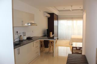 Ocean Breeze Sea View Apartments - Negombo - 9