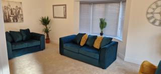 Brand new Entire 4-Bed House in Peterborough - Peterborough - 6