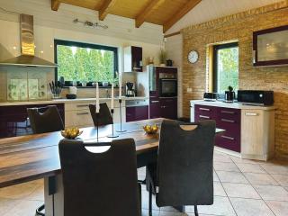 Ferienhaus Am Hang, Sky-Entertainment, DAZN, Carport, alles Barrierefrei - Blankenburg - 6
