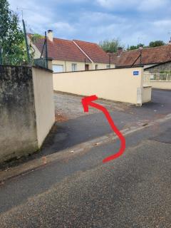 Chez Jo - - 9