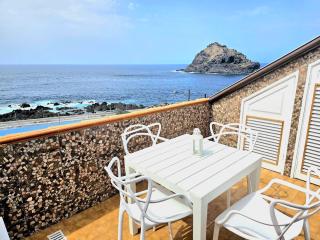 Brisas del Roque Coastline Apartment in Garachico by HRTenerife Net - 0