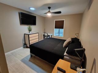 Modern/Retro Condo - High Point - 0