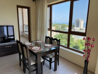 На морето плаж Кабакум, Варна, двустаен с паркомясто On the sea Kabakum beach Varna, one-bedroom apartment with parking lot - 1