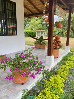 Beautiful Private Villa, Views in Every Direction - Bolívar - 1