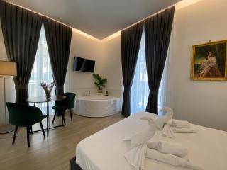 GUALTIERI LUXURY SUITE - San Giorgio a Cremano - 5