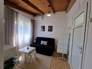 Elmy houses v3 / Clio - Rafina - 8