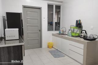 Time Homestay (6-8pax) The Venus, Manjung/Sitiawan - Sitiawan - 2
